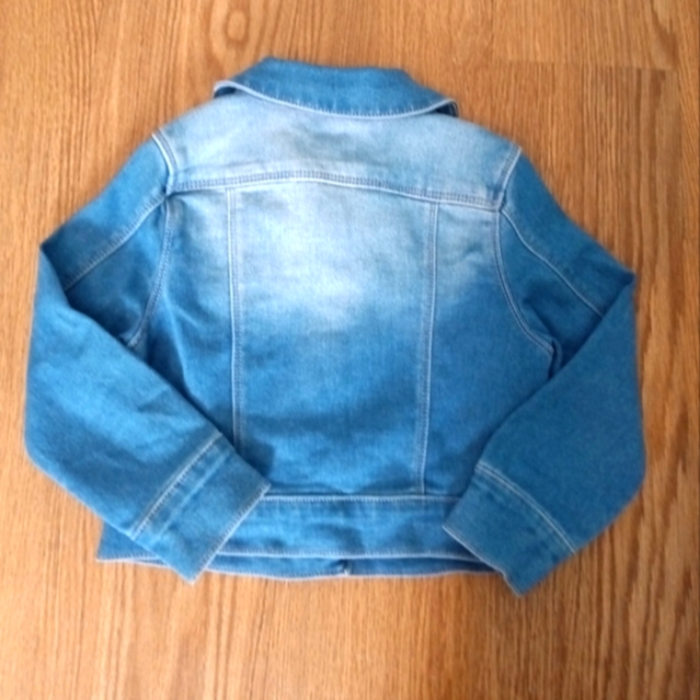 Denim Light washed jean jacket Girls Size 4/5 by Squeeze - Picture 4 of 4